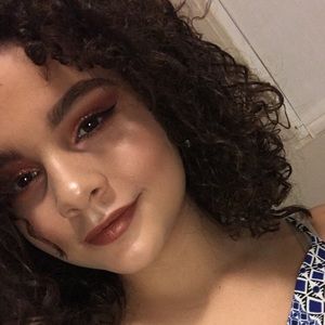 Meet your Posher, Paulah